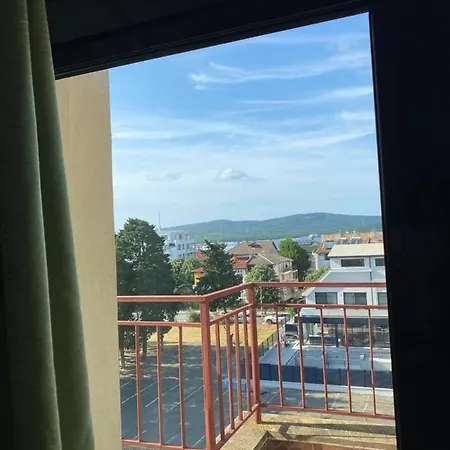 зонарита Szálloda 2*