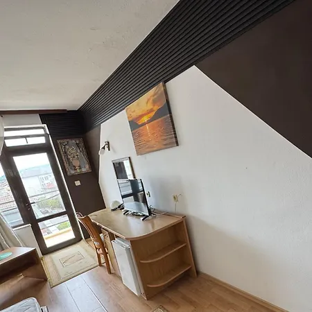 зонарита Szálloda Primorszko